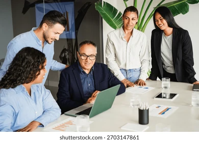 corporate-leader-team-building