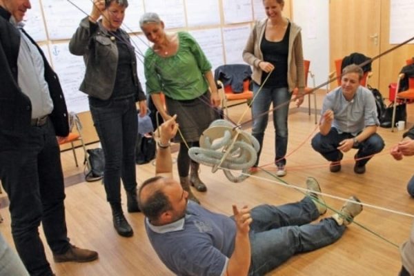 corporate team building games